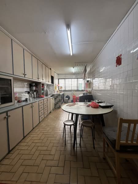 157 Tampines Street 12, 157 Tampines Street 12, Room Rental, 150 sqft, HDB Flat For Rent, by Rina Ang, 500113733 - Kitchen - PropertyGuru.com.sg