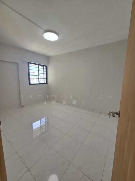 546 Bedok North Street 3, 546 Bedok North Street 3, 3 Bedrooms, 990 sqft, HDB Flat For Rent, by Angeline Tan (陈慧恩）, 500113738 - Common Bedroom 2 - PropertyGuru.com.sg