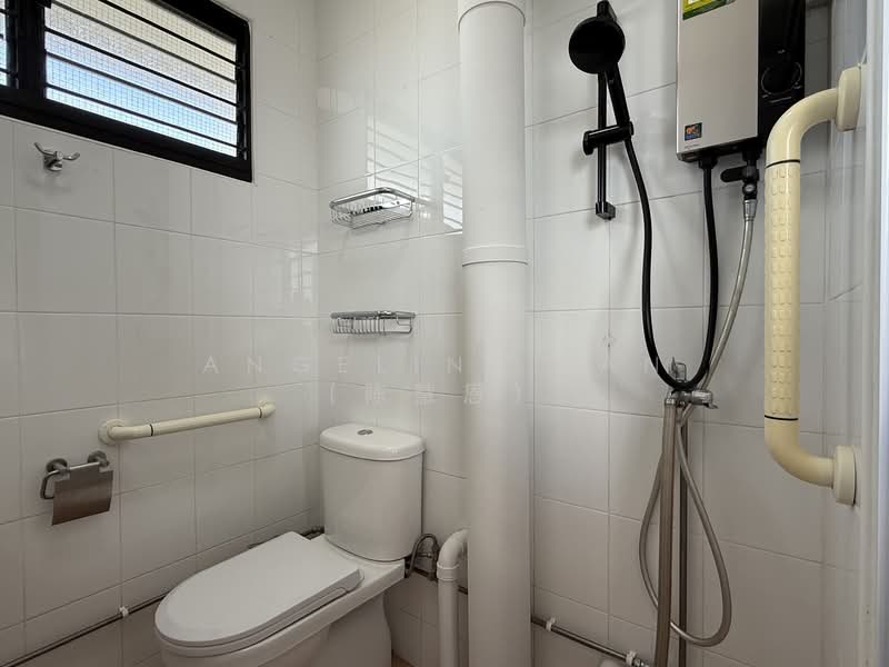 Common Bathroom
