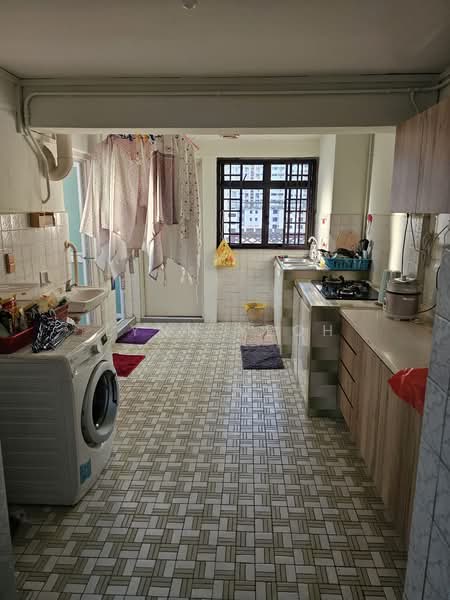 128 Bukit Merah View, 128 Bukit Merah View, 2 Bedrooms, 818 sqft, HDB Flat For Rent, by Lynn Yeoh, 500113745 - Kitchen - PropertyGuru.com.sg