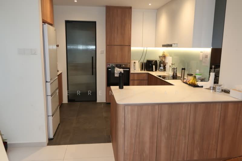 River Place, 60 Havelock Road, 3 Bedrooms, 1,582 sqft, Condominium For Rent, by Terrence Yap, 500113750 - 1 of 2 Kitckens - PropertyGuru.com.sg