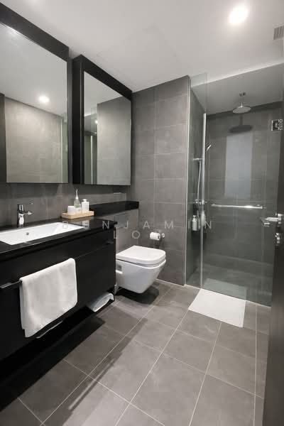 Park Colonial, 8 Woodleigh Lane, 1 Bedroom, 463 sqft, Condominium For Sale, by Benjamin Loy, 500113752 - Bathroom - PropertyGuru.com.sg