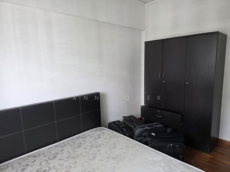 185B Rivervale Crescent, 185B Rivervale Crescent, 2 Bedrooms, 900 sqft, HDB Flat For Rent, by Tanny Quek, 500113753 - Bedroom - PropertyGuru.com.sg