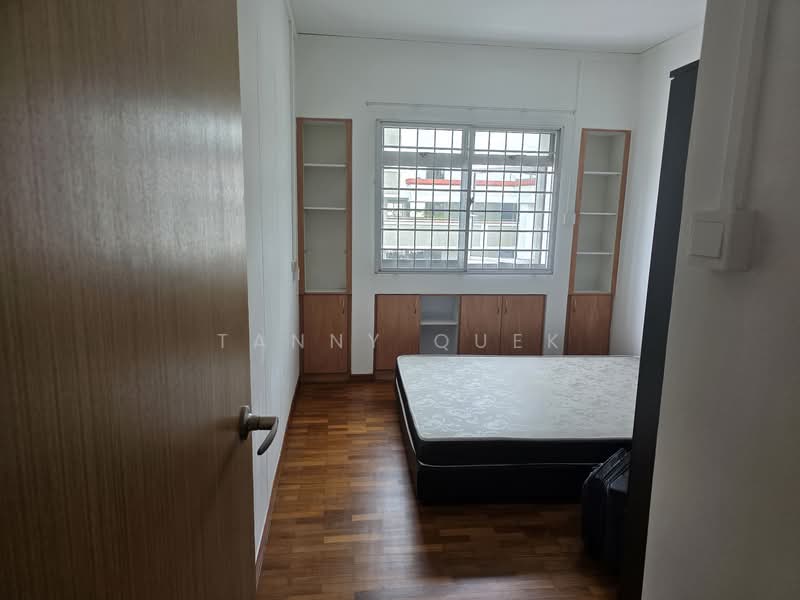 185B Rivervale Crescent, 185B Rivervale Crescent, 2 Bedrooms, 900 sqft, HDB Flat For Rent, by Tanny Quek, 500113753 - Bedroom - PropertyGuru.com.sg