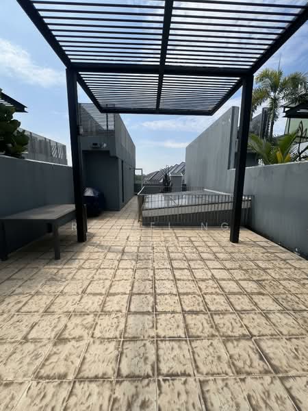 The Springside, Springside Walk, 6 Bedrooms, 4,155 sqft, Terraced House For Sale, by Rachel ng, 500113756 - Exterior - PropertyGuru.com.sg