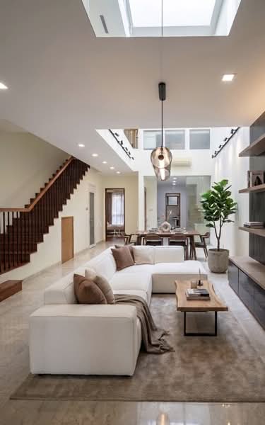 The Springside, Springside Walk, 6 Bedrooms, 4,155 sqft, Terraced House For Sale, by Rachel ng, 500113756 - Living Room - PropertyGuru.com.sg