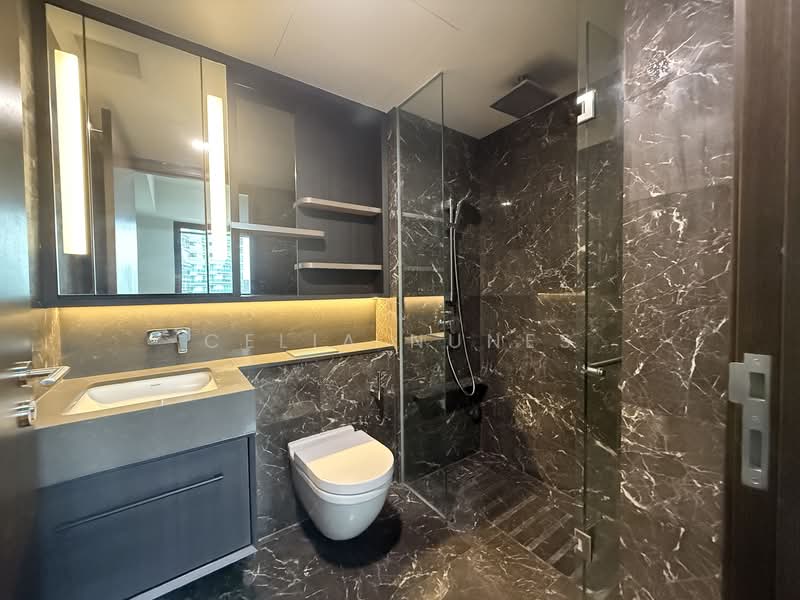 Neu at Novena, 27 Moulmein Rise, 2 Bedrooms, 570 sqft, Condominium For Sale, by CeLia Nunes, 500113767 - Bathroom - PropertyGuru.com.sg