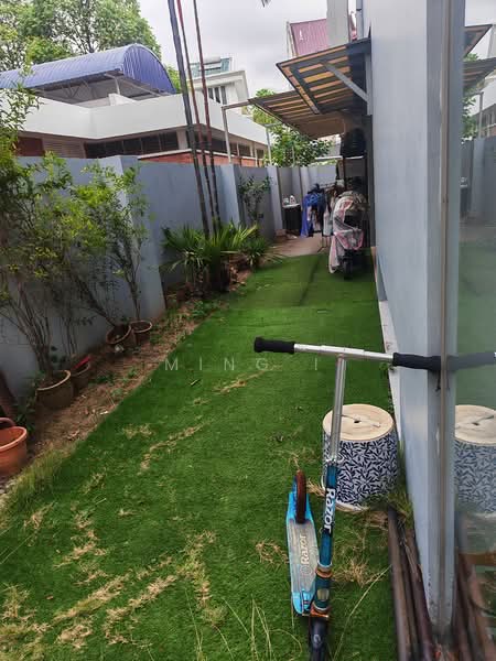 Below Valuation! 3 Stry Semi-D!, , 7 Bedrooms, 6,000 sqft, Semi-Detached House For Sale, by Ming !, 500113768 - Exterior - PropertyGuru.com.sg