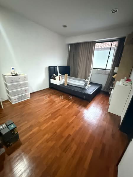 Below Valuation! 3 Stry Semi-D!, , 7 Bedrooms, 6,000 sqft, Semi-Detached House For Sale, by Ming !, 500113768 - Bedroom - PropertyGuru.com.sg