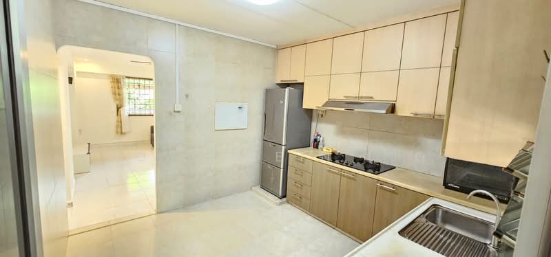 19 Queen's Close, 19 Queen's Close, 3 Bedrooms, 1,152 sqft, HDB Flat For Sale, by Loo Jia Bin (Jo), 500113770 - Kitchen - PropertyGuru.com.sg