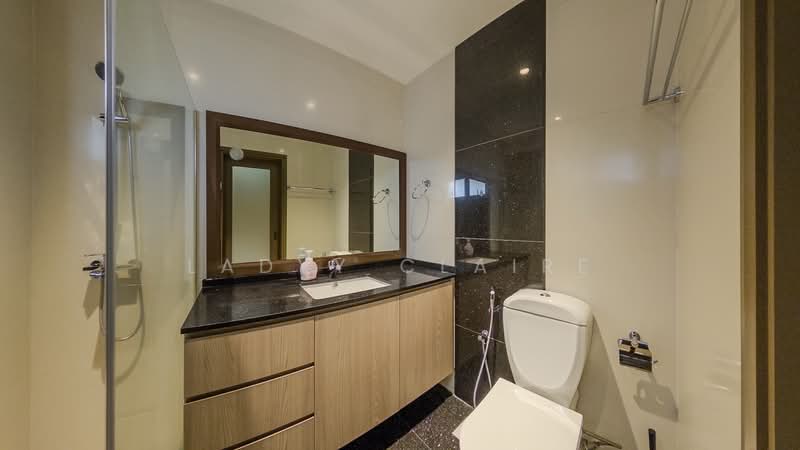 Jalan Soo Bee, , 6 Bedrooms, 4,000 sqft, Semi-Detached House For Sale, by Ladyy Claire, 500113781 - Bathroom - PropertyGuru.com.sg