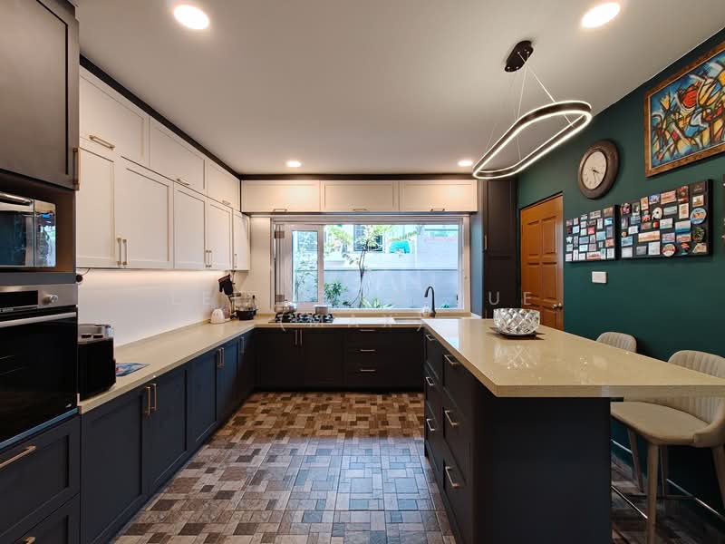 Jalan Lebat Daun, , 5 Bedrooms, 3,800 sqft, Semi-Detached House For Sale, by Lee Ming Xue (Max), 500113782 - Kitchen - PropertyGuru.com.sg