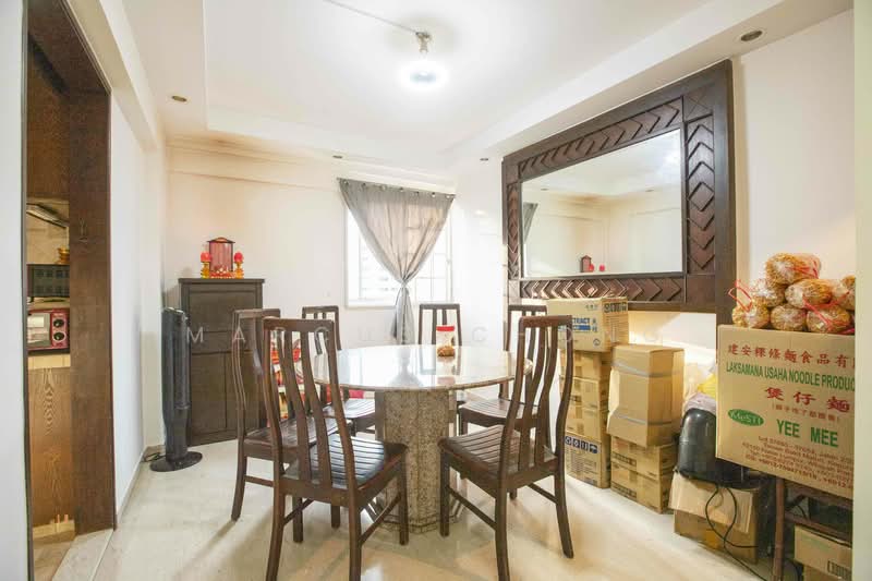 666 Yishun Avenue 4, 666 Yishun Avenue 4, 4 Bedrooms, 1,765 sqft, HDB Flat For Sale, by Marcus Chong, 500113785 - Dining Room - PropertyGuru.com.sg