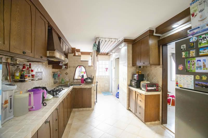 666 Yishun Avenue 4, 666 Yishun Avenue 4, 4 Bedrooms, 1,765 sqft, HDB Flat For Sale, by Marcus Chong, 500113785 - Kitchen - PropertyGuru.com.sg