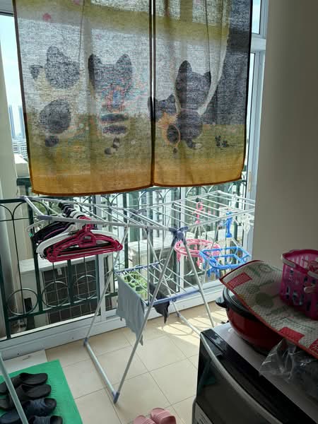 Cavendish Park, 16 Pine Grove, 2 Bedrooms, 1,141 sqft, Condominium For Sale, by Franklin Chan, 500113787 - Balcony - PropertyGuru.com.sg