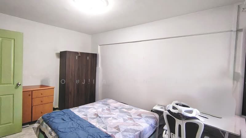 205 Yishun Street 21, 205 Yishun Street 21, 2 Bedrooms, 721 sqft, HDB Flat For Rent, by Loo Jia Bin (Jo), 500113808 - Bedroom - PropertyGuru.com.sg