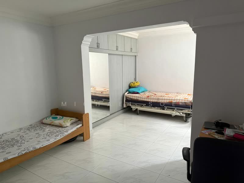 328 Woodlands Street 32, 328 Woodlands Street 32, 5 Bedrooms, 1,754 sqft, HDB Flat For Sale, by Michael Soe, 500113830 - Bedroom - PropertyGuru.com.sg