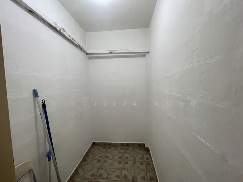 212 Ang Mo Kio Avenue 3, 212 Ang Mo Kio Avenue 3, 2 Bedrooms, 721 sqft, HDB Flat For Rent, by Priscillia Wong, 500113832 - Store - PropertyGuru.com.sg