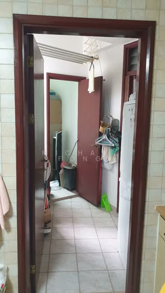 The Hillside, 343 Upper Bukit Timah Road, 3 Bedrooms, 1,528 sqft, Condominium For Rent, by Michael Fong, 500113834 - Helper Room - PropertyGuru.com.sg