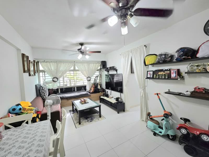 601C Punggol Central, 601C Punggol Central, 2 Bedrooms, 753 sqft, HDB Flat For Sale, by Affa Jaffar, 500113841 - Living Room - PropertyGuru.com.sg