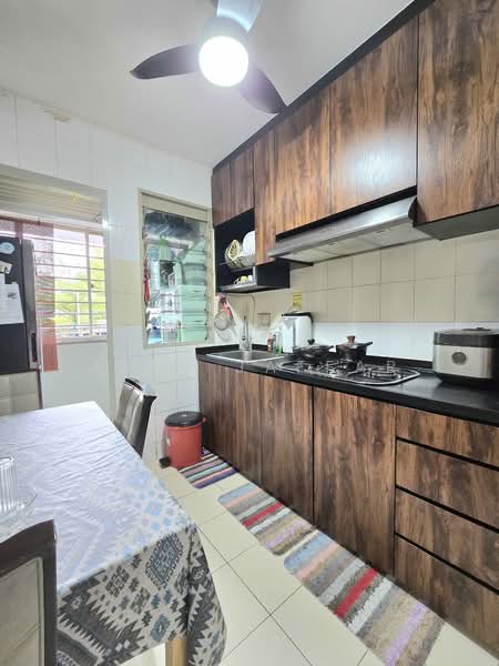 601C Punggol Central, 601C Punggol Central, 2 Bedrooms, 753 sqft, HDB Flat For Sale, by Affa Jaffar, 500113841 - Kitchen - PropertyGuru.com.sg