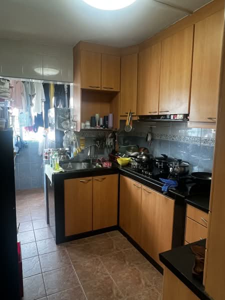 126 Rivervale Street, 126 Rivervale Street, 3 Bedrooms, 1,076 sqft, HDB Flat For Sale, by Alan Lim HM, 500113853 - Kitchen - PropertyGuru.com.sg