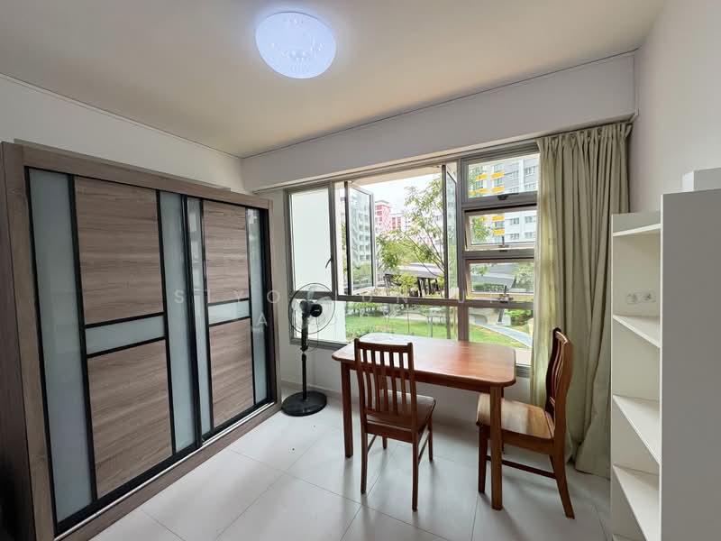 312B Clementi Avenue 4, 312B Clementi Avenue 4, 2 Bedrooms, 743 sqft, HDB Flat For Rent, by Siyo Jun Jie Andrew, 500113871 - Living Room - PropertyGuru.com.sg