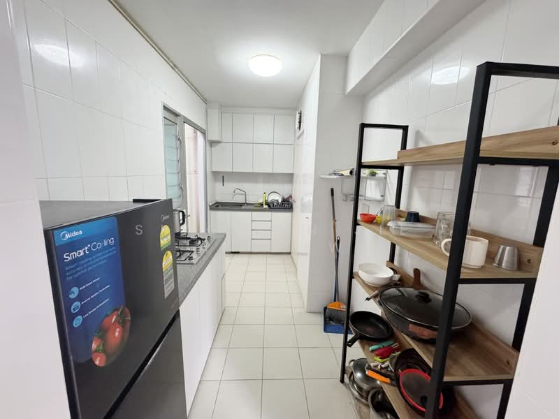 312B Clementi Avenue 4, 312B Clementi Avenue 4, 2 Bedrooms, 743 sqft, HDB Flat For Rent, by Siyo Jun Jie Andrew, 500113871 - Kitchen - PropertyGuru.com.sg