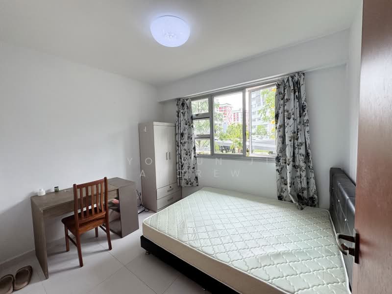 312B Clementi Avenue 4, 312B Clementi Avenue 4, 2 Bedrooms, 743 sqft, HDB Flat For Rent, by Siyo Jun Jie Andrew, 500113871 - Bedroom - PropertyGuru.com.sg
