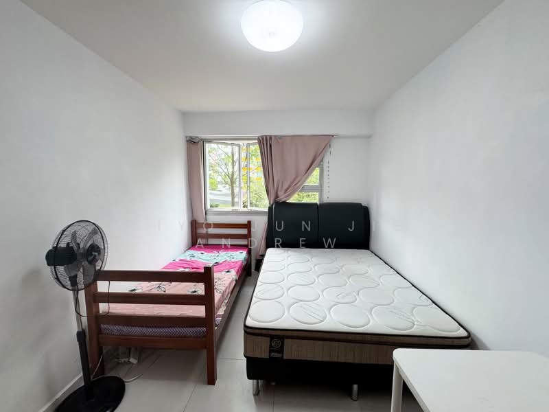 312B Clementi Avenue 4, 312B Clementi Avenue 4, 2 Bedrooms, 743 sqft, HDB Flat For Rent, by Siyo Jun Jie Andrew, 500113871 - Bedroom - PropertyGuru.com.sg