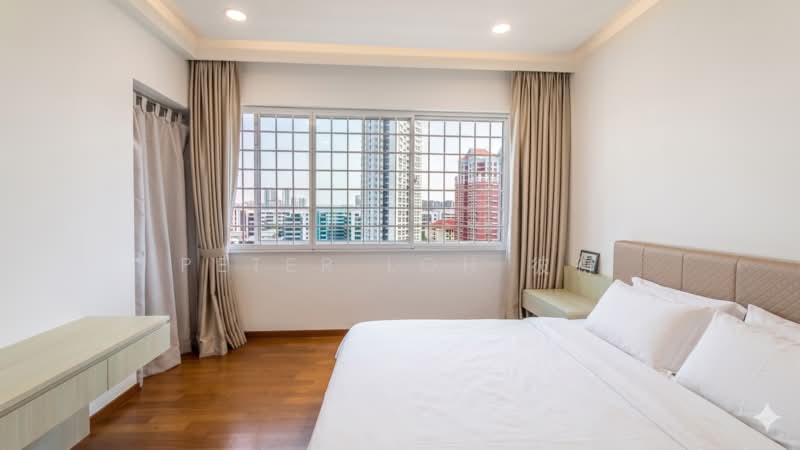1km Ai Tong Freehold High Floor Renovated Near MRT!, , 3 Bedrooms, 1,442 sqft, Condominium For Sale, by Peter Loh 彼得, 500113878 - Bedroom - PropertyGuru.com.sg