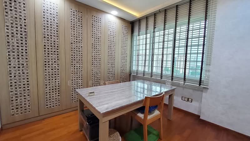 Freehold Tastefully Renovated Within 1km to Ai Tong Pri & Next to MRT!, , 3 Bedrooms, 1,442 sqft, Condominium For Sale, by Peter Loh 彼得, 500113878 - Dining Room - PropertyGuru.com.sg