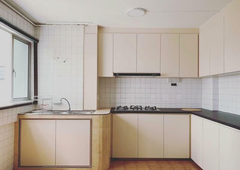 185 Bishan Street 13, 185 Bishan Street 13, 2 Bedrooms, 915 sqft, HDB Flat For Rent, by Mabel Ng 黄施綺, 500113880 - Kitchen - PropertyGuru.com.sg