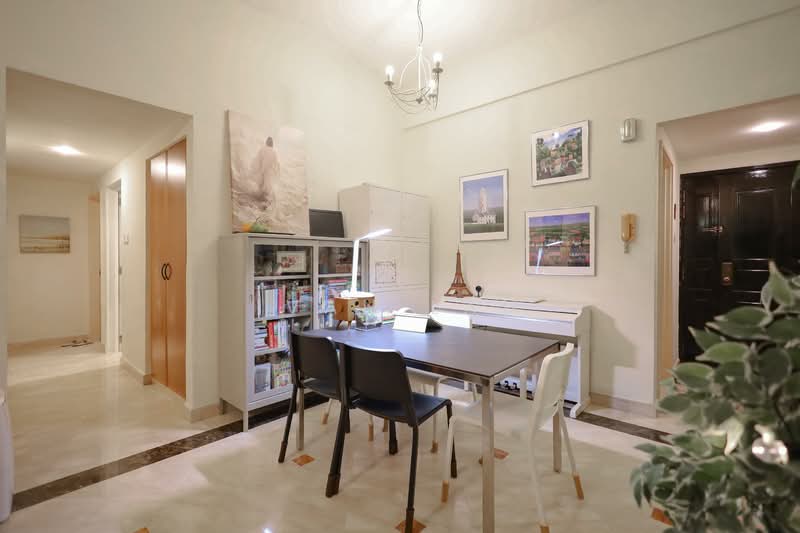 Symphony Heights, 33 Hume Avenue, 3 Bedrooms, 1,281 sqft, Condominium For Sale, by Ivan Lam, 500113896 - Interior - PropertyGuru.com.sg