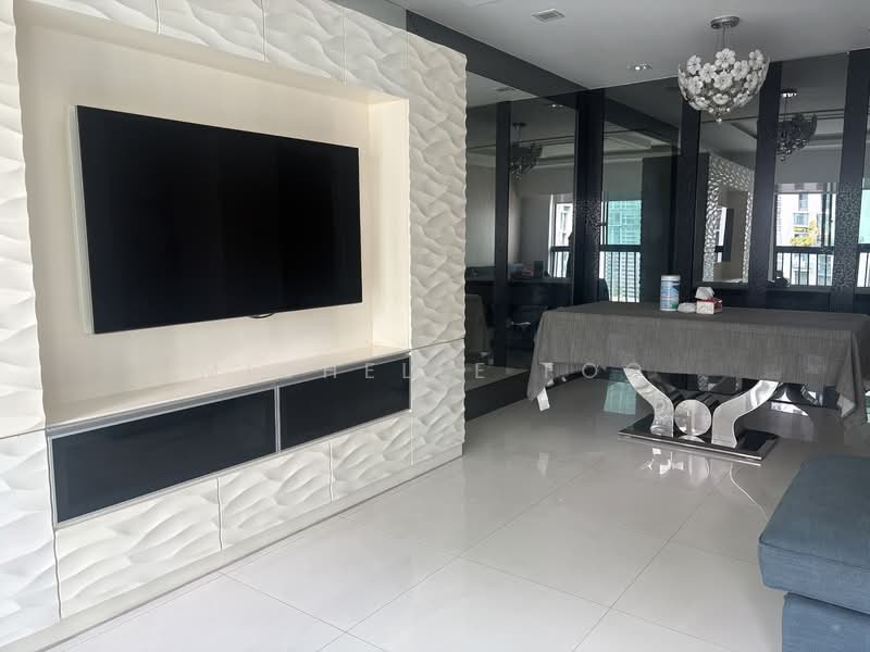 Pinnacle @ Duxton, 1A Cantonment Road, 3 Bedrooms, 1,001 sqft, HDB Flat For Sale, by Michelle Foo, 500113900 - Living Room - PropertyGuru.com.sg
