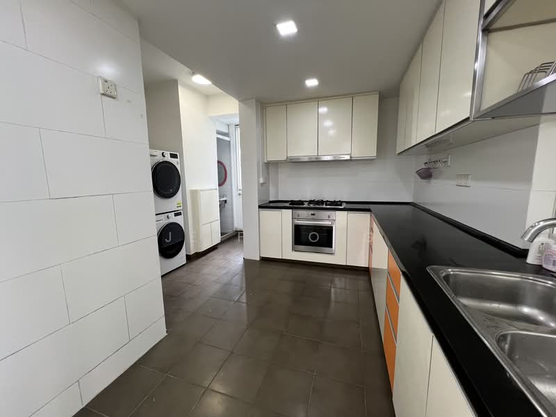 The Calrose, 511 Yio Chu Kang Road, 4 Bedrooms, 1,593 sqft, Condominium For Rent, by Jeff Hong, 500113913 - Kitchen - PropertyGuru.com.sg