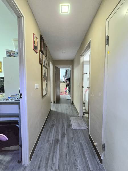 440C Fernvale Link, 440C Fernvale Link, 3 Bedrooms, 1,216 sqft, HDB Flat For Sale, by Affa Jaffar, 500113917 - Corridor - PropertyGuru.com.sg