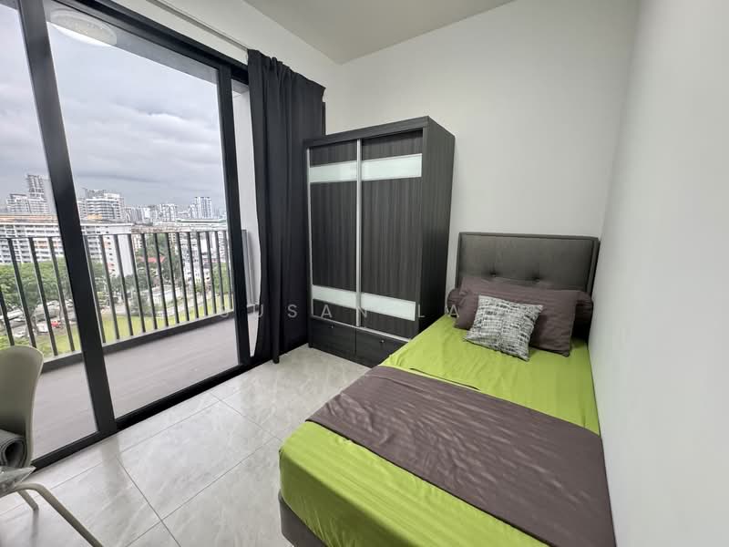 Piccadilly Grand, 1 Northumberland Road, Room Rental, 200 sqft, Condominium For Rent, by Susan Lai, 500113930 - Rm 4 Balcony common  - PropertyGuru.com.sg