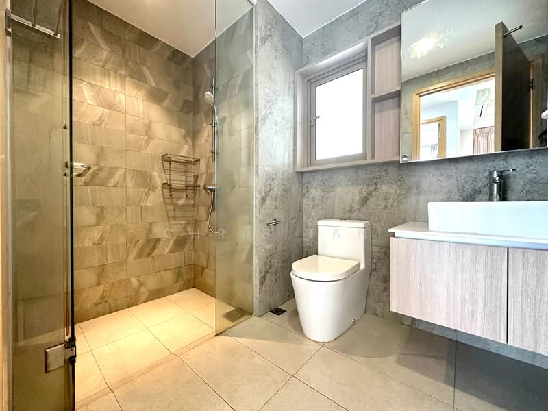 The Vales, 87 Anchorvale Crescent, 2 Bedrooms, 764 sqft, Condominium For Sale, by Chris Tan, 500113931 - Bathroom - PropertyGuru.com.sg
