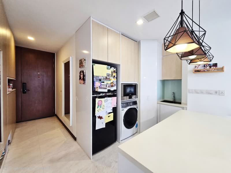 Adria, 12 Derbyshire Road, 2 Bedrooms, 689 sqft, Condominium For Sale, by Axel Hue, 500113932 - Kitchen - PropertyGuru.com.sg