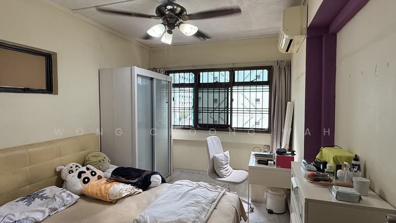 349 Corporation Drive, 349 Corporation Drive, 4 Bedrooms, 1,292 sqft, HDB Flat For Sale, by Wong Choong Wah, 500113934 - Bedroom - PropertyGuru.com.sg