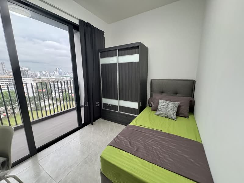 Piccadilly Grand, 1 Northumberland Road, Room Rental, 90 sqft, Condominium For Rent, by Susan Lai, 500113938 - Room 4 balcony - PropertyGuru.com.sg