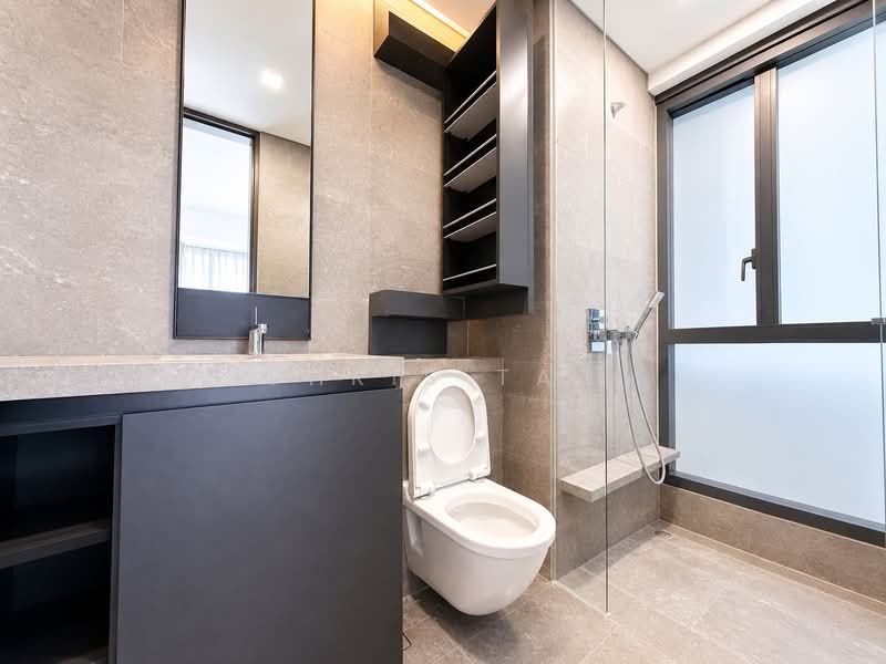 Skysuites @ Anson, 8 Enggor Street, 2 Bedrooms, 667 sqft, Condominium For Sale, by Chris Tan, 500113940 - Bathroom - PropertyGuru.com.sg