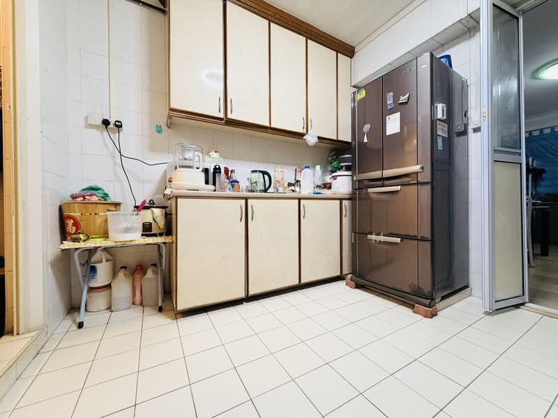 437 Fajar Road, 437 Fajar Road, 3 Bedrooms, 1,076 sqft, HDB Flat For Sale, by Vicole Lim, 500113942 - Kitchen - PropertyGuru.com.sg