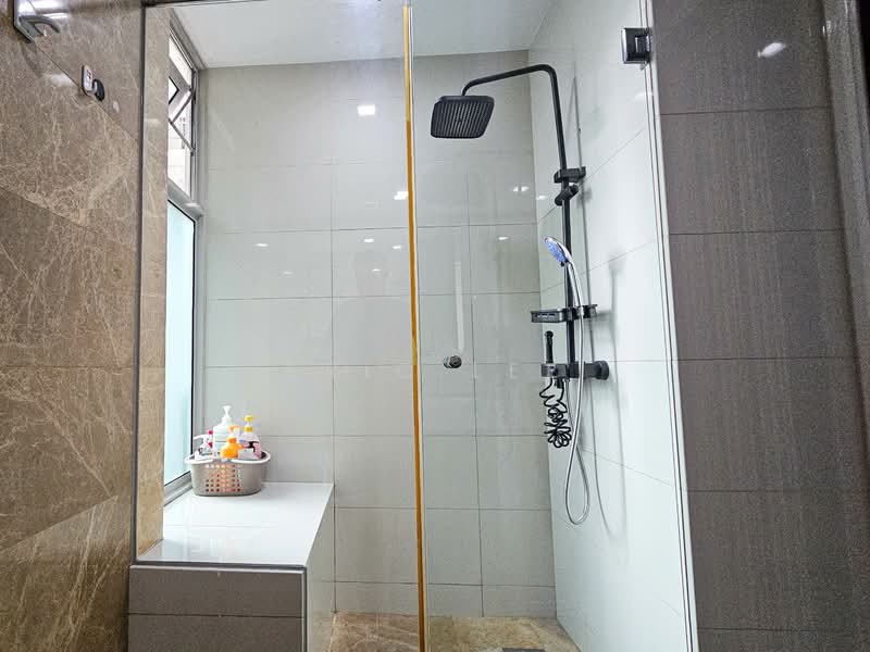 Caspian, 50 Lakeside Drive, 3 Bedrooms, 1,238 sqft, Condominium For Sale, by Eric Lee, 500113962 - Bathroom - PropertyGuru.com.sg