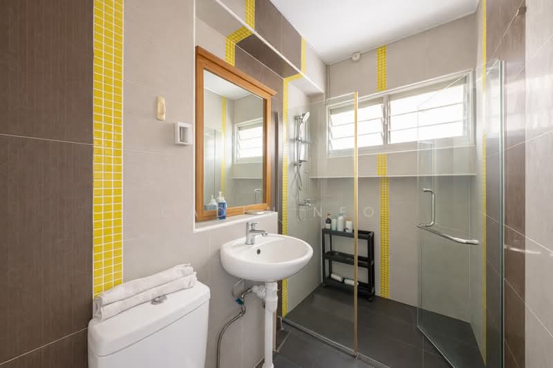 135 Pasir Ris Street 11, 135 Pasir Ris Street 11, 4 Bedrooms, 1,582 sqft, HDB Flat For Sale, by Caden Neo, 500113968 - Bathroom - PropertyGuru.com.sg