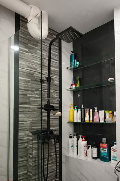 254 Tampines Street 21, 254 Tampines Street 21, 3 Bedrooms, 1,356 sqft, HDB Flat For Sale, by Eunice Goh, 500113974 - Bathroom - PropertyGuru.com.sg