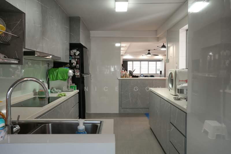254 Tampines Street 21, 254 Tampines Street 21, 3 Bedrooms, 1,356 sqft, HDB Flat For Sale, by Eunice Goh, 500113974 - Kitchen - PropertyGuru.com.sg