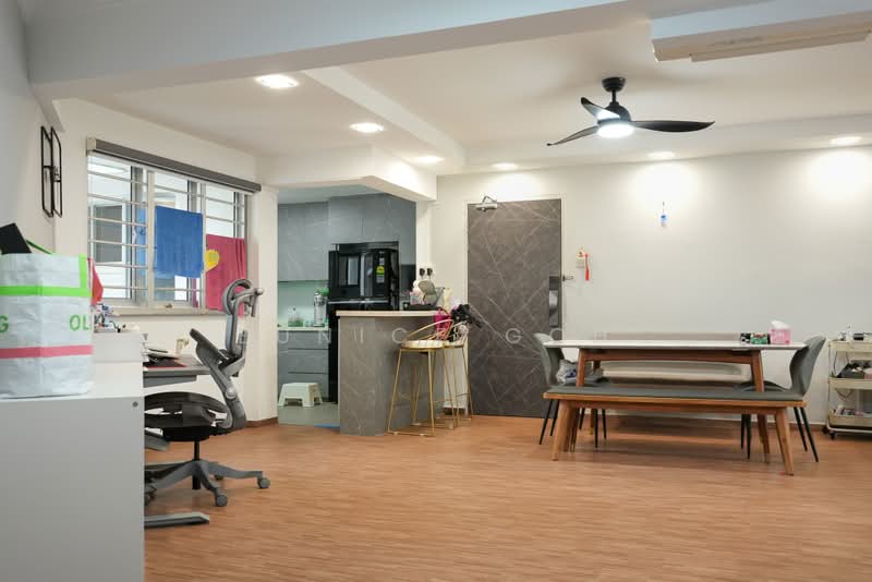 254 Tampines Street 21, 254 Tampines Street 21, 3 Bedrooms, 1,356 sqft, HDB Flat For Sale, by Eunice Goh, 500113974 - Dining Room - PropertyGuru.com.sg