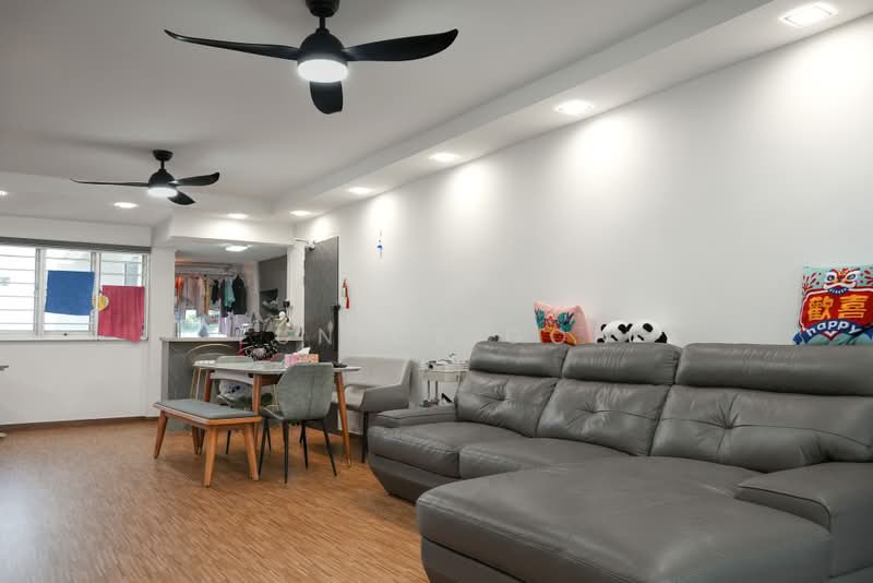 254 Tampines Street 21, 254 Tampines Street 21, 3 Bedrooms, 1,356 sqft, HDB Flat For Sale, by Eunice Goh, 500113974 - Living Room - PropertyGuru.com.sg